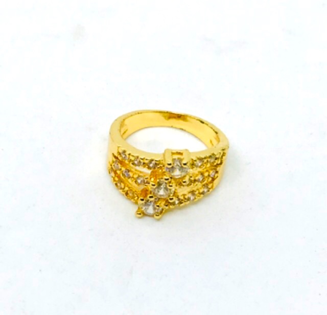 Cincin wanita //cincin permata //cincin. Lapis emas //cincin replika berlian //cincin