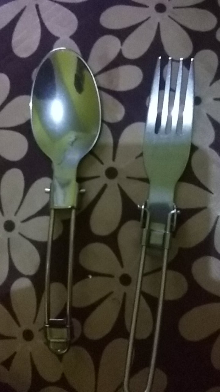 Sendok Garpu Pisau Lipat Portabel Stainless Steel
