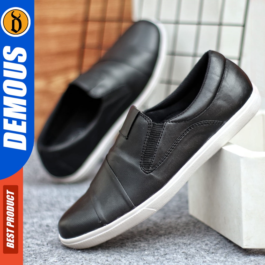 Sepatu Slip On Pria Sepatu Casual Pria Formal Kulit Pu Sepatu Pantofel Kerja Kantor Kuliah Kondangan Sepatu Slop Pria Sepatu Hitam Pria DEMOUS KAZABEL