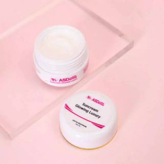 Sunscreen glowing luxury