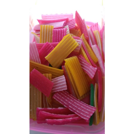 

Kerupuk Jengkol Sisir Warna