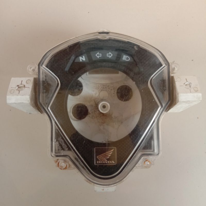 Rumah Wadah Speedometer Honda Cs1 cs 1. Original. Seken bekas copotan motor