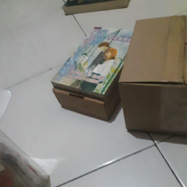 Tatakan Piala Putih // W4 Putih