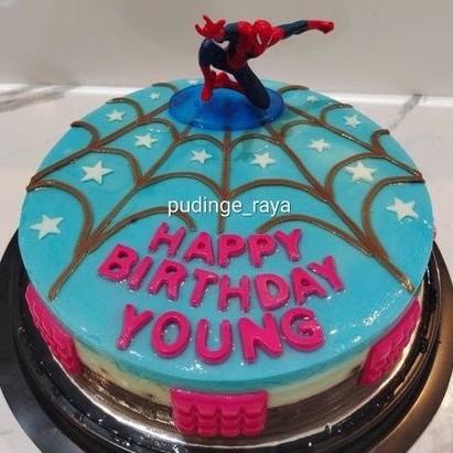 Puding ulang tahun  Spiderman Pekanbaru only