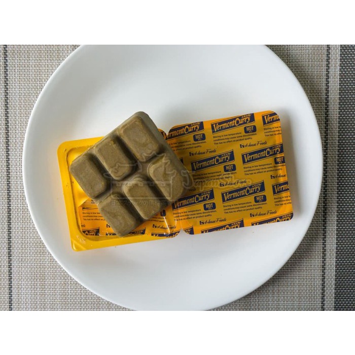 

House Vermont Curry : Hot 115 Gram (Bumbu Kari Jepang)