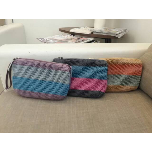 POUCH RAJUT DOWA LARANTUKA GC