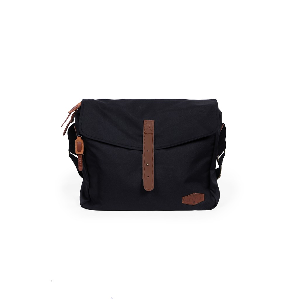 

Inspired27 Tas Slingbag - Mb Simple Bk 8/17