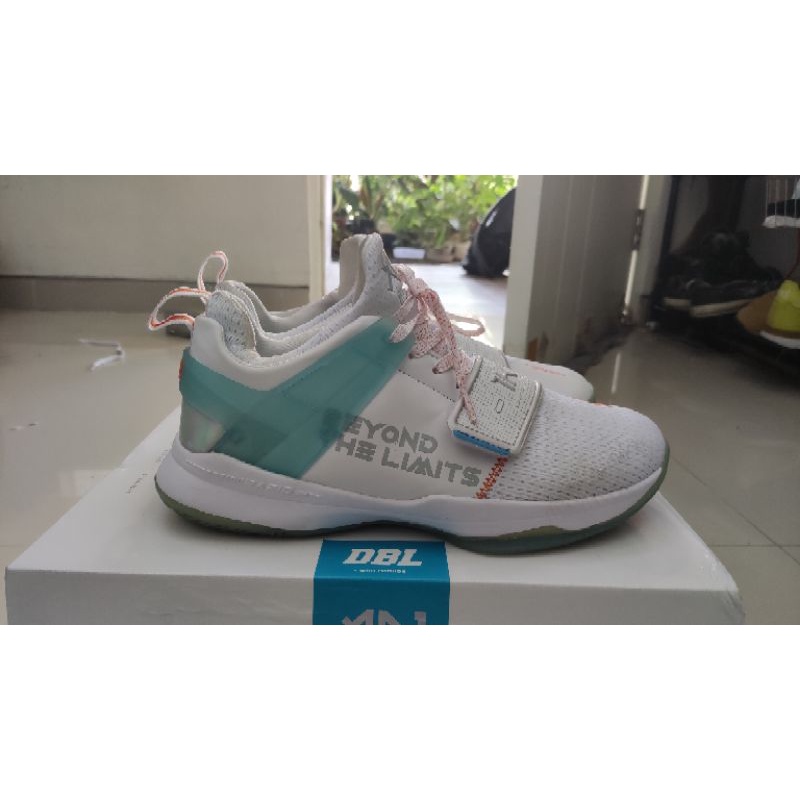 sepatu basket ardiles ad1k special edition