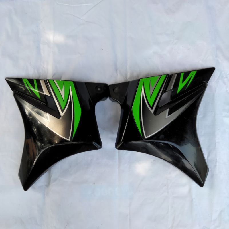 cover radiator airscoop shroud Kawasaki ninja r ninja ss original