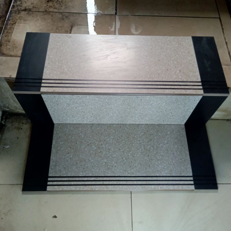 Granit anak tangga kombinasi 30x80/20x80