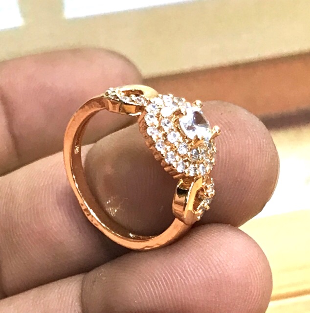 Cincin wanita / cincin replika berlian / cincin lapis emas / perhiasan pengganti emas