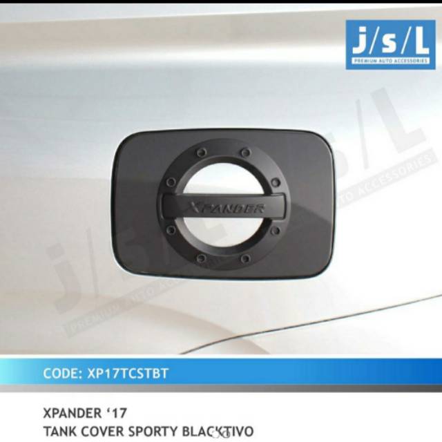 Tank cover/ tutup tangki mobil Xpander sporty hitam chrome  jsl