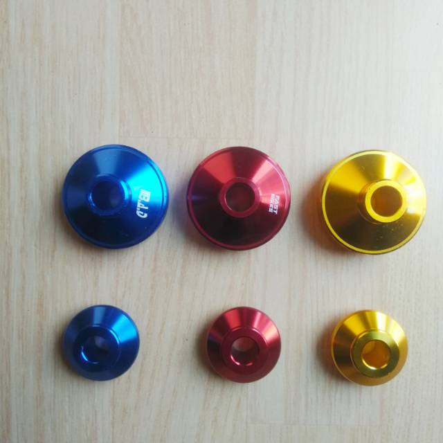 Tutup gear box as depan cnc beat Scoopy vario karbu v84