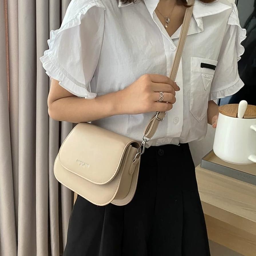 Grosir Terkini Tas Selempang Wanita Trend Fashion Slingbag Wanita Embos Sling bag Gadis Remaja