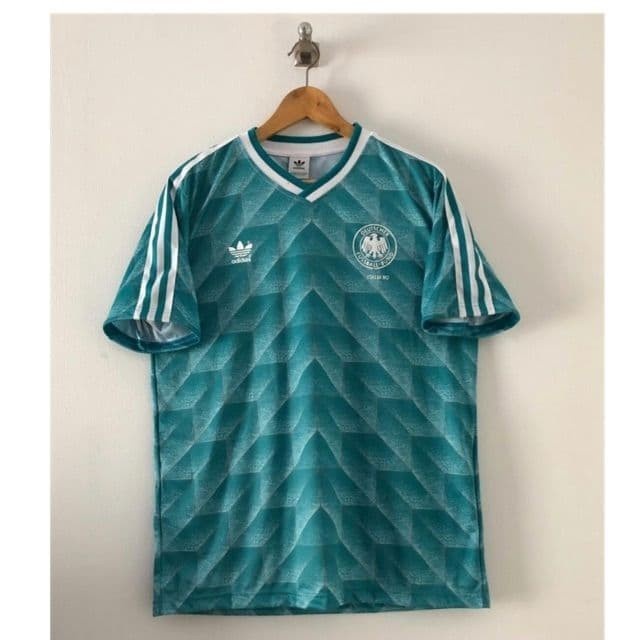 JERSEY BOLA RETRO JERMAN  1990