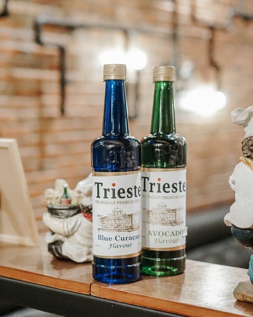 

Trieste Syrup sirup untuk menambah rasa pada kopi maupun sparkling 650ml (variant di keterangan)