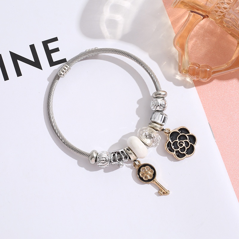 XiaoboACC Gelang Tangan Wanita Manik Kristal Stainless Steel Handmade DIY Liontin Kunci Bunga