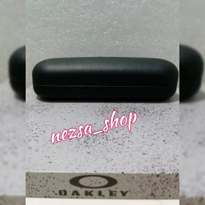 Tempat kacamata (frame) Oakley Original