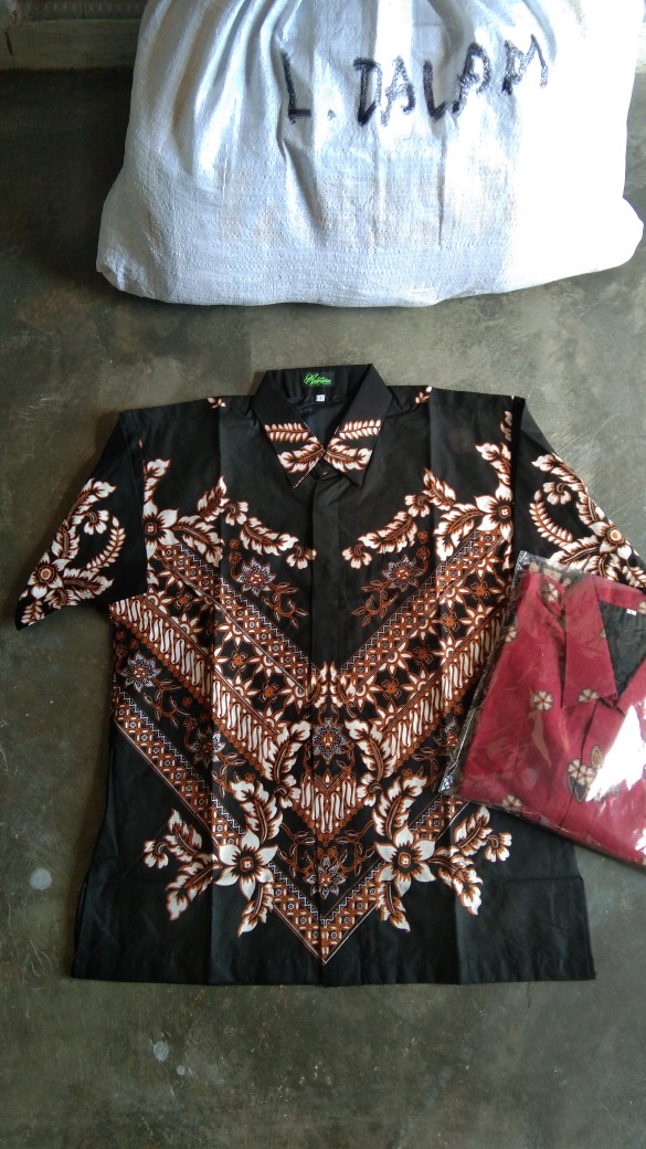 Argo Lawu Pendek Kemeja Batik Pria Full Furing Bahan Katun Primisima