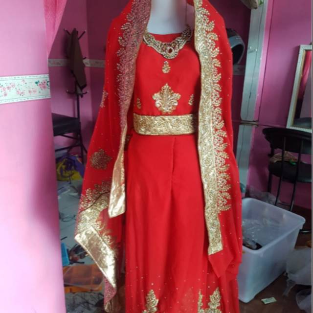 Gaun pengantin india