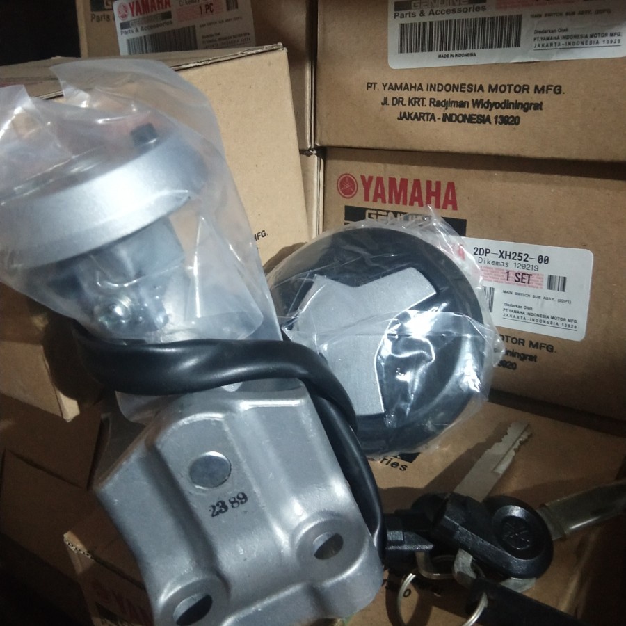 KUNCI KONTAK NMAX 2DP Kunci kontak nmax 150 KUNCI KONTAK SET NMAX KUNCI KONTAK NMAX LAMA