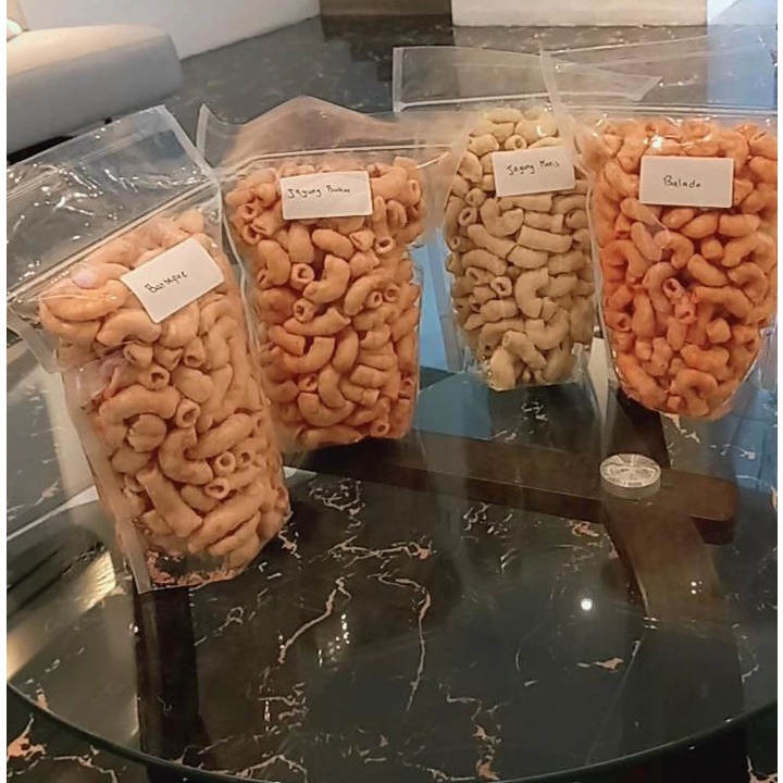 

kerupuk makaroni enak