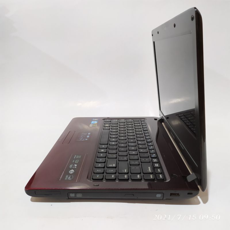 laptop samsung corw i5 vga nvidia