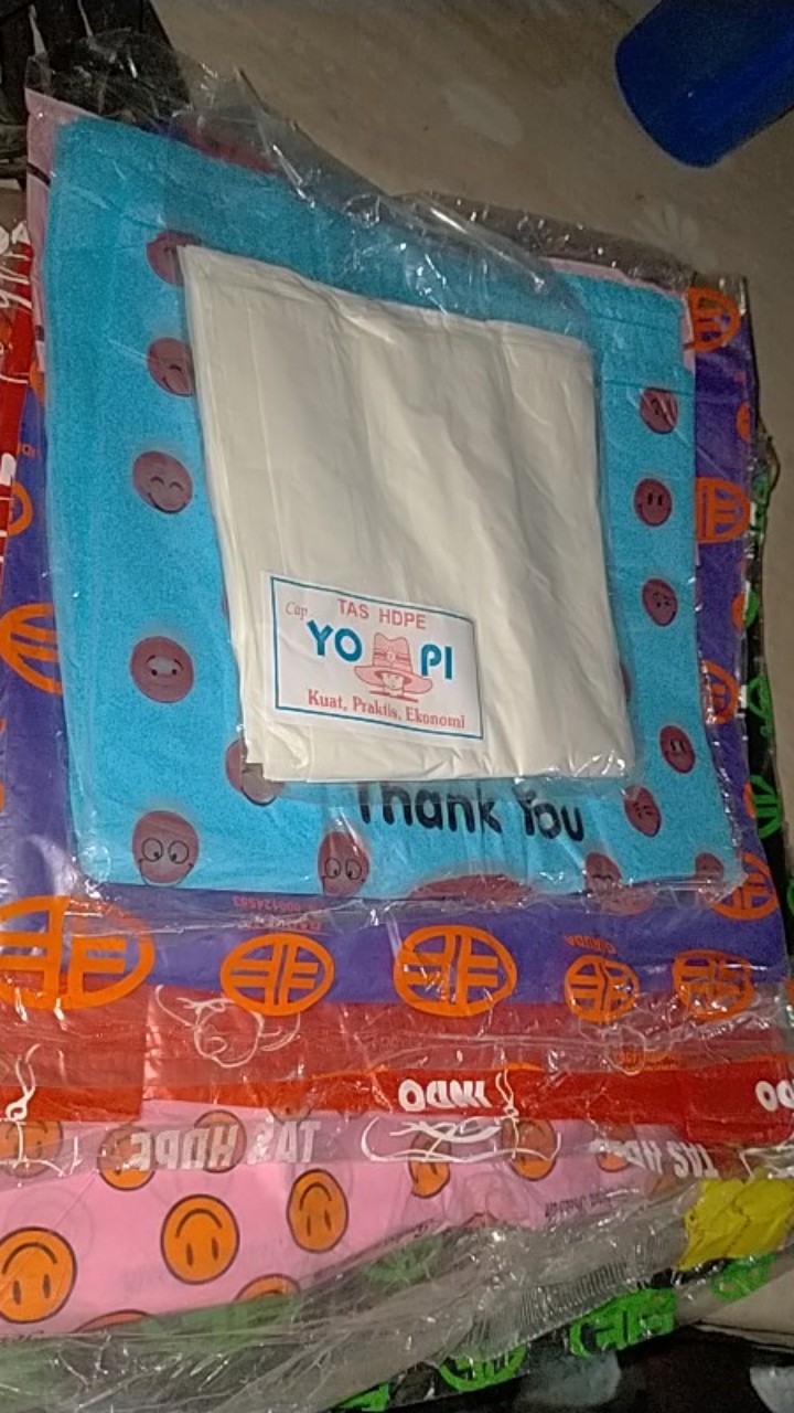 Potongan Harga!!! Kantong Plastik Kresek Hitam Merk Garuda  Ekonomis Uk 35 X 50
