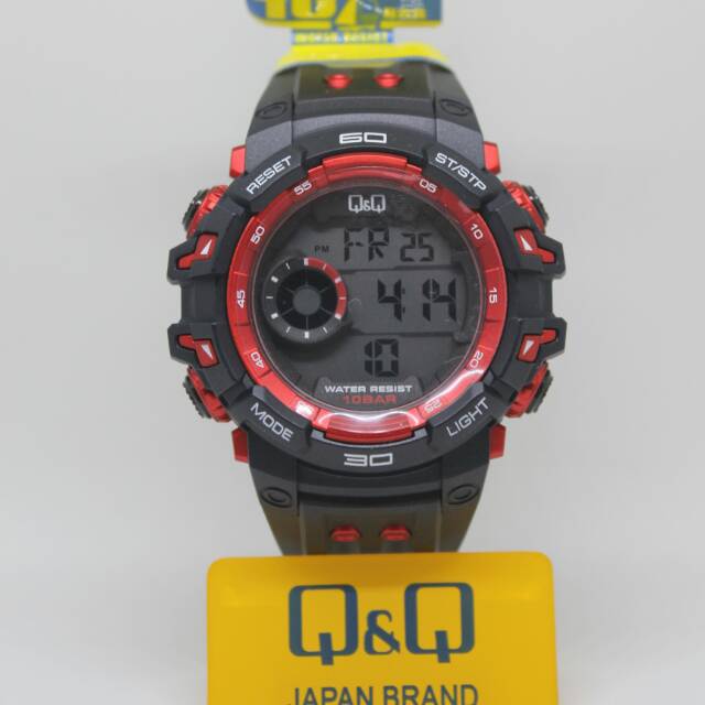 Jam Tangan Cowok Pria Digital QQ Q&Q M156J002Y Warna Hitam Merah Tali Karet Rubber