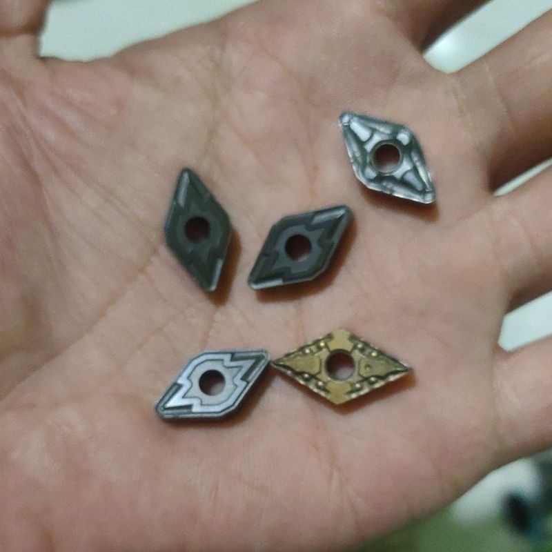 insert carbide DNMG 11 Betel bubut