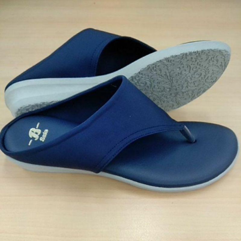 sandal Bata wanita model japit