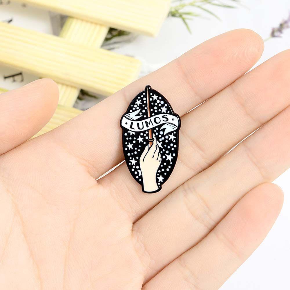 [Elegan] Lasika Tongkat Ajaib Bros Hadiah Lucu Untuk Wanita Pria Pesulap Starry Lucu Lencana Pin Kerah Pin Enamel Pin