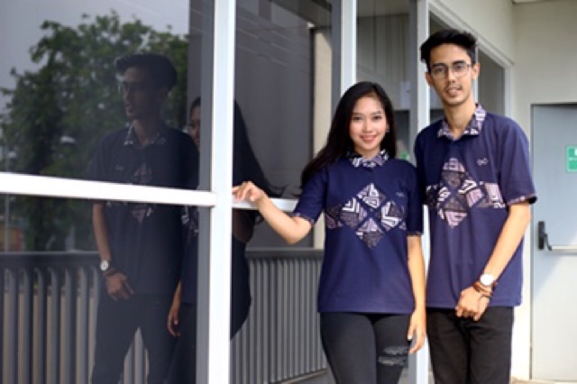 Loyal Kaos Polo Batik Navy Modern Pria M L XL XXL