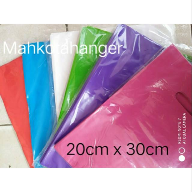 Kantong Plastik baju HD Oval polos  serbaguna