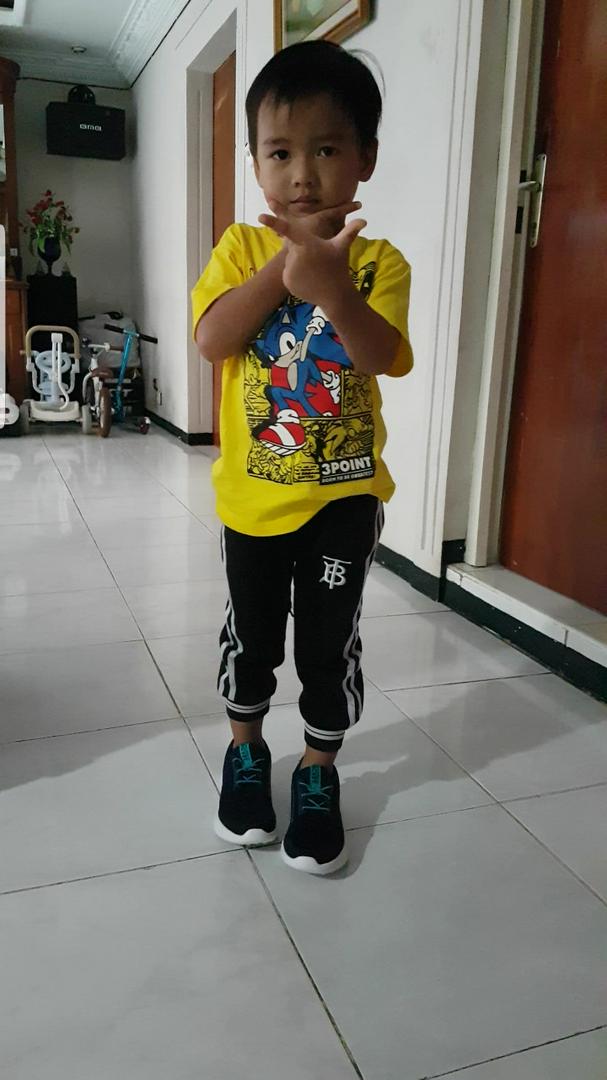 Sepatu Kids