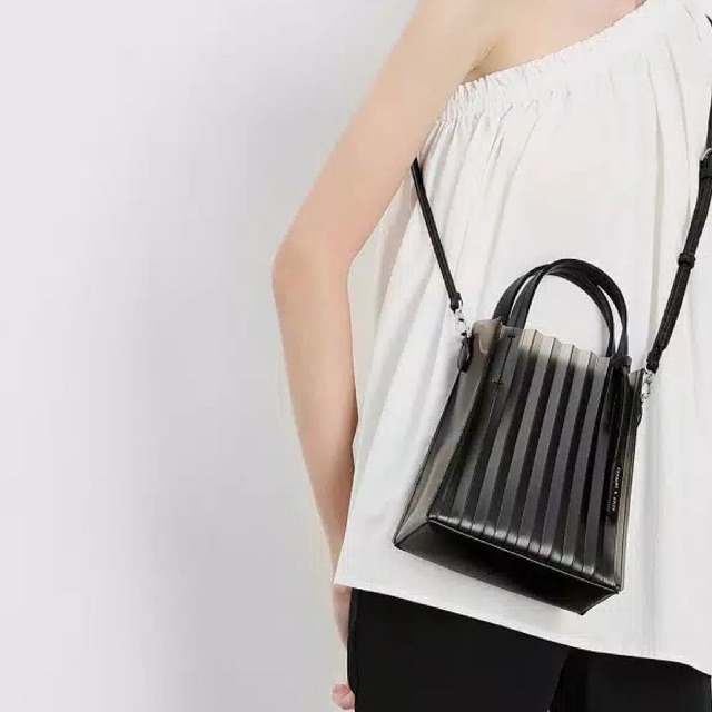 Charles & Keith Jelly bag Free pouch