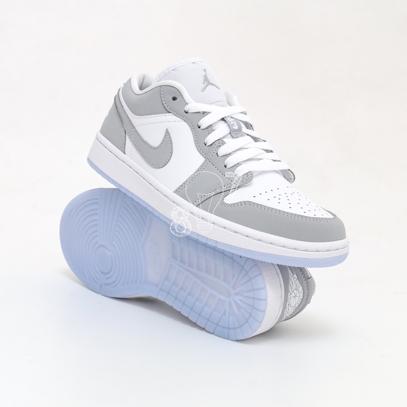 Air Jordan 1 Low White Wolf Grey