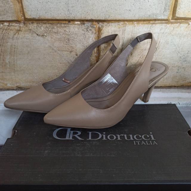 Preloved like new diorucci sale Payless heels sepatu kerja wanita pantofel shoes size 38.
