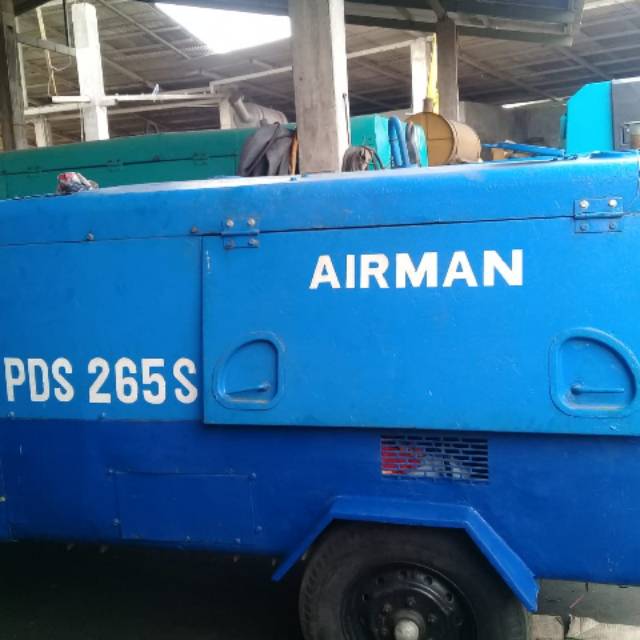 Air compressor airman PDS 265s