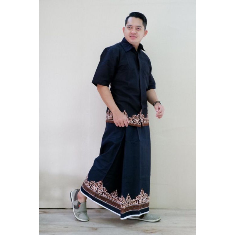 setelan sarung kemeja batik