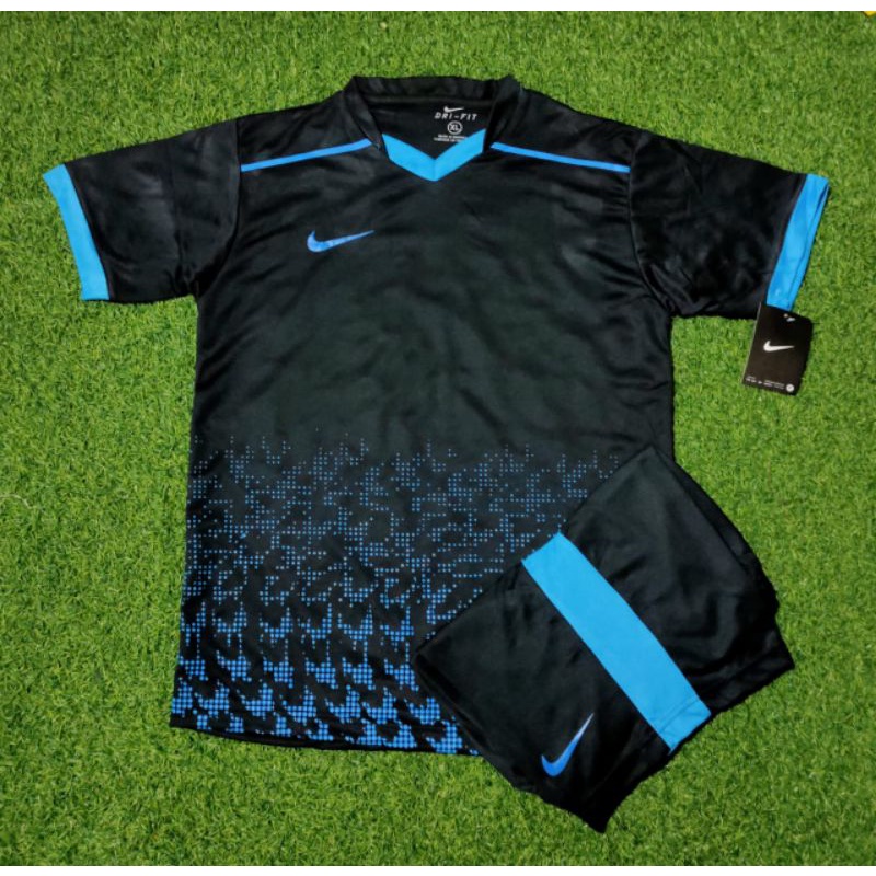 kaos bola atau baju bola junior umur 7 tahun s/d 13tahun-Hitam br bintik