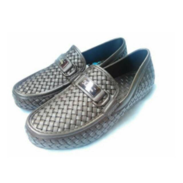 Sepatu pantoefel karet pria import kinbos