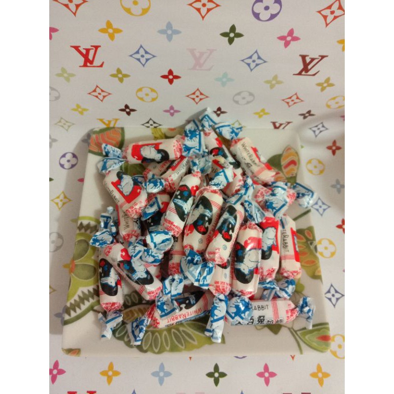 

permen susu white rabbit 250gr