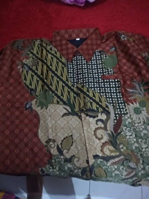 Kemeja Batik Pria Semi Sutra Silky Premium Puring Istimewa