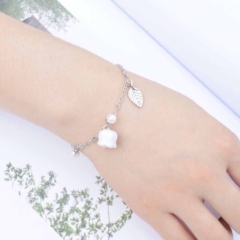 Gelang Wanita Korea Rantai Silver Bentuk Bunga A022