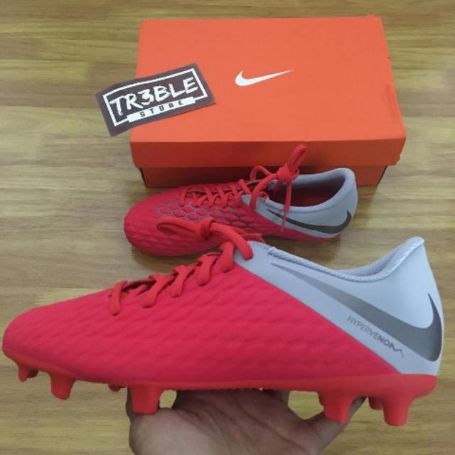 sepatu bola nike hypervenom phantom