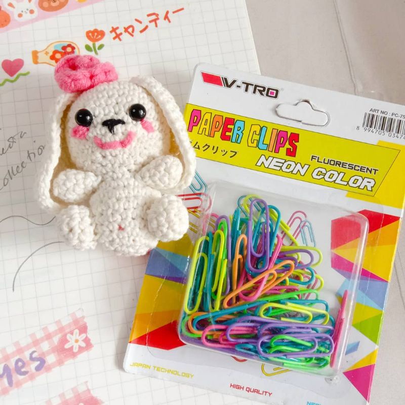 

Paper klip kertas warna-warni