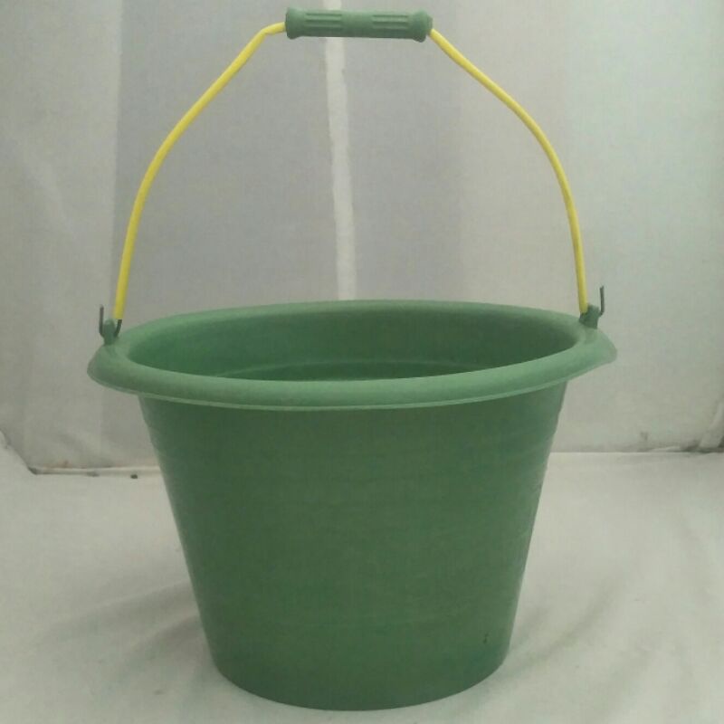 Ember semen anti pecah uk 18 hijau BJ, ember cor proyek, ember plastik.