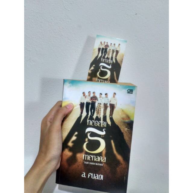Buku negeri 5 menara - man jadda wajada - buku islam