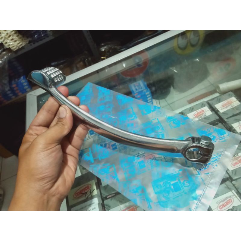 selahan kick stater besi bagus untuk vespa vbb super sprint bajaj croom